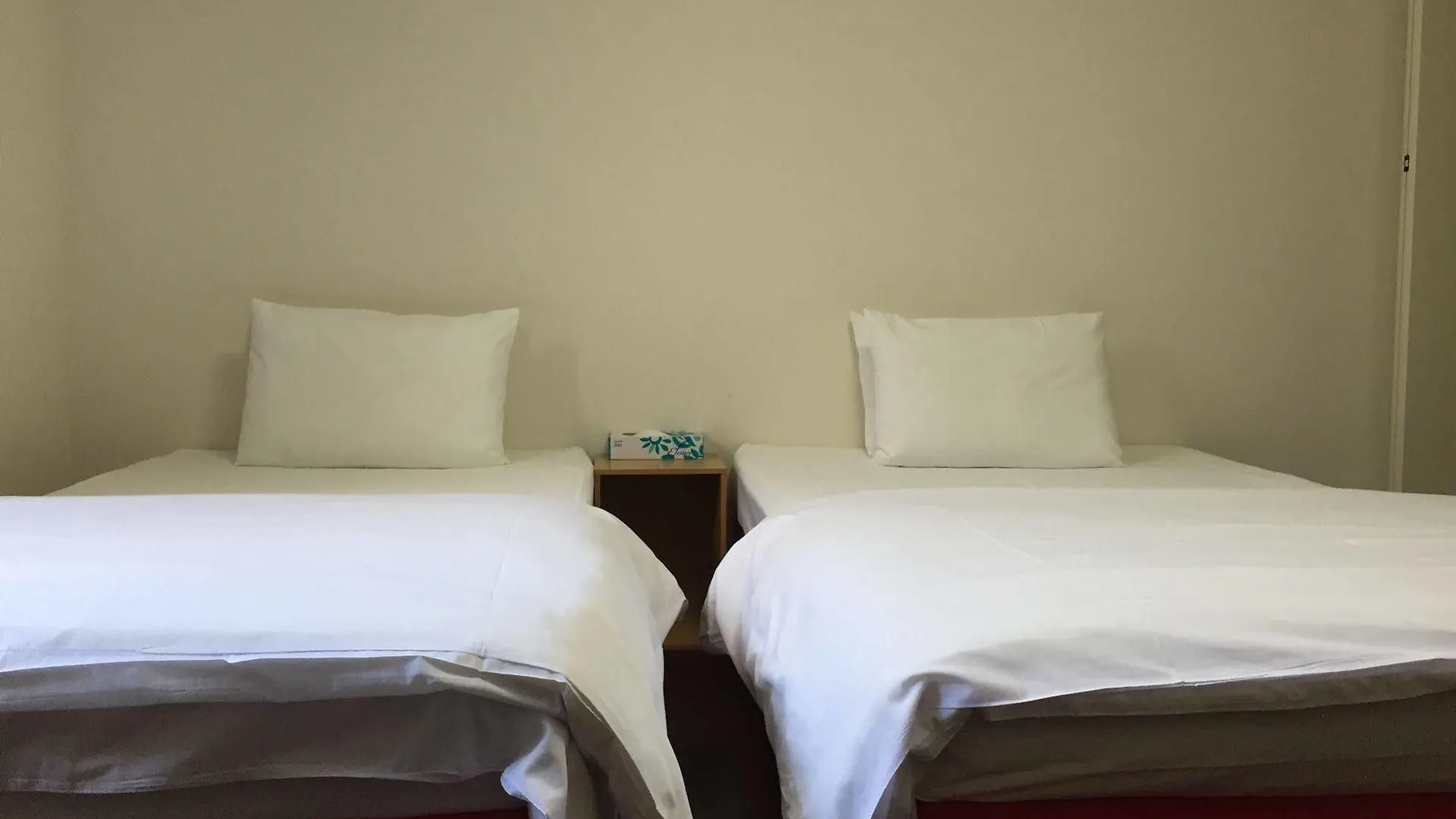 Oyo Hotel Musubi Kyoto Gojo Nishinotoin